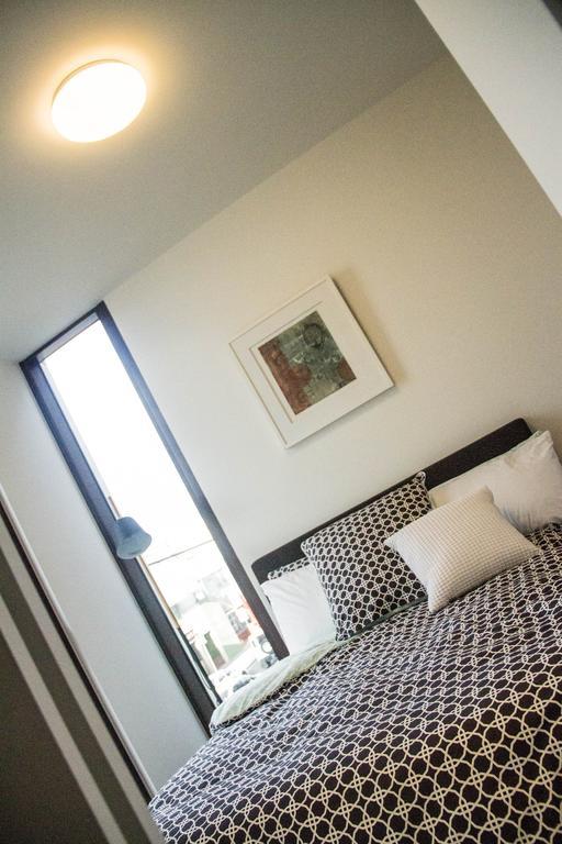 Akom Prahran Melbourne Room photo